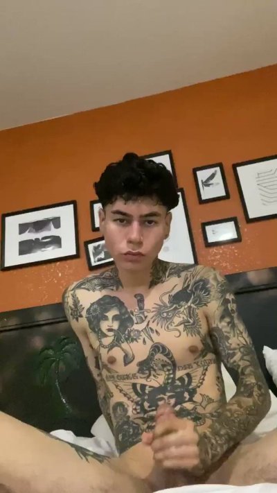 Watch your-american-trad-dad's leaked NSFW video on TwXstars