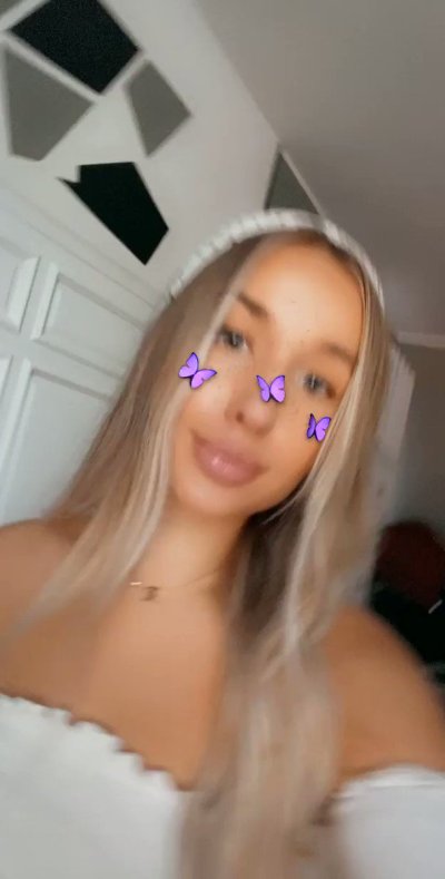 Watch AZRA😳's leaked NSFW video on TwXstars