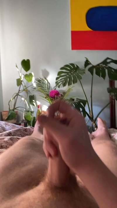 Watch brunny boy's leaked NSFW video on TwXstars