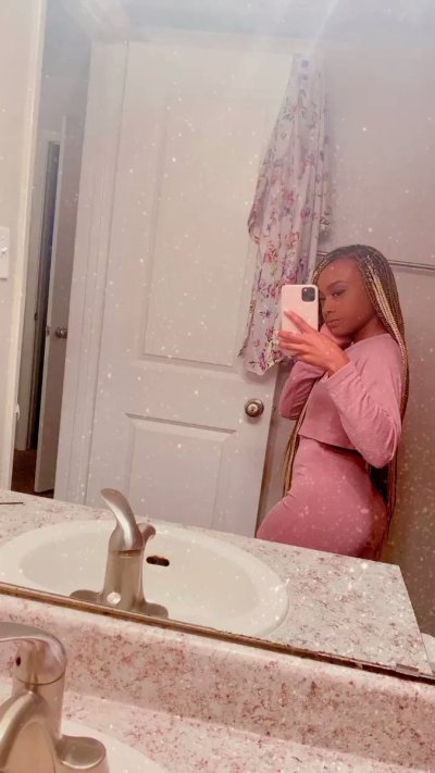 Watch TAY BAE💛's leaked NSFW video on TwXstars