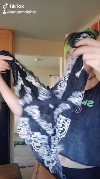 Watch Autumn🍁's leaked NSFW video on TwXstars