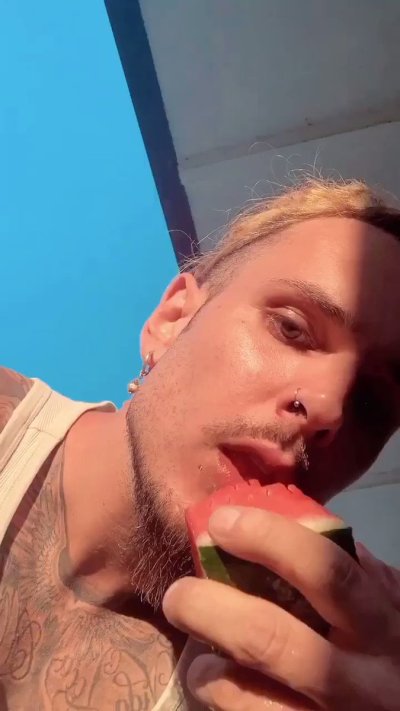Watch Ink Alby's leaked NSFW video on TwXstars