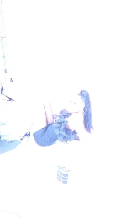 Watch MoMo's leaked NSFW video on TwXstars