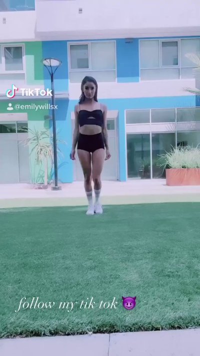 Watch Emily Willis's leaked NSFW video on TwXstars