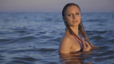 Watch Amelie Lou's leaked NSFW video on TwXstars