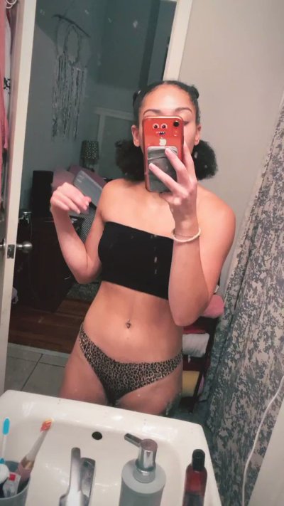 Watch Goddess Sierra 👑's leaked NSFW video on TwXstars