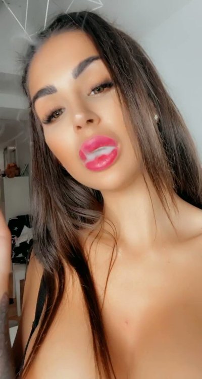 Watch Susy G's leaked NSFW video on TwXstars