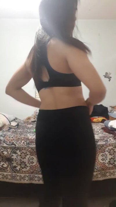 Watch Sofia Laru's leaked NSFW video on TwXstars