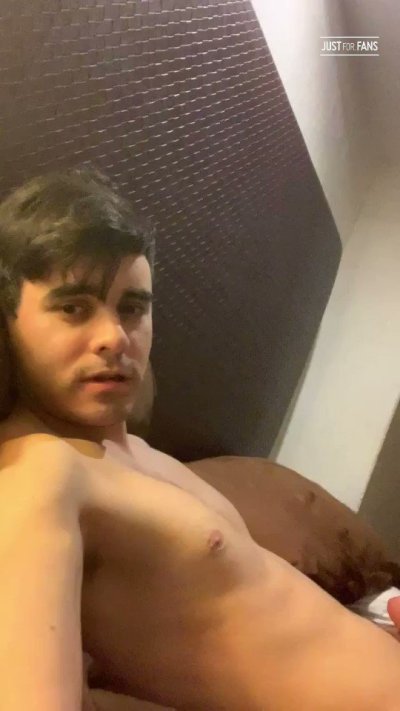 Watch Pinkie Mike's leaked NSFW video on TwXstars