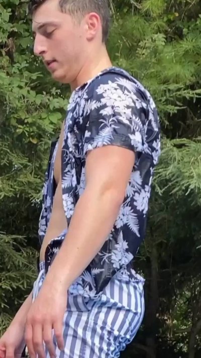 Watch Mak Aarons's leaked NSFW video on TwXstars