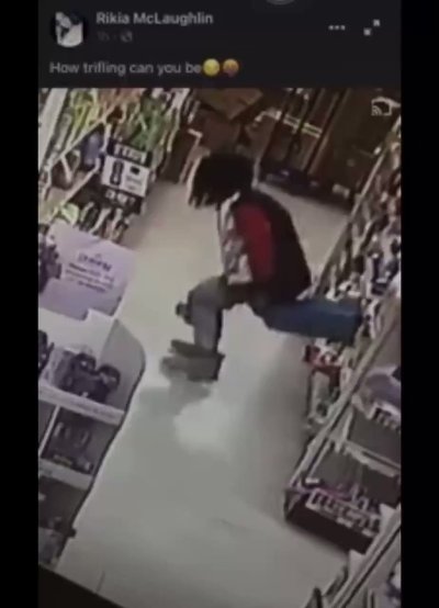 Watch EarKandyRadio's leaked NSFW video on TwXstars