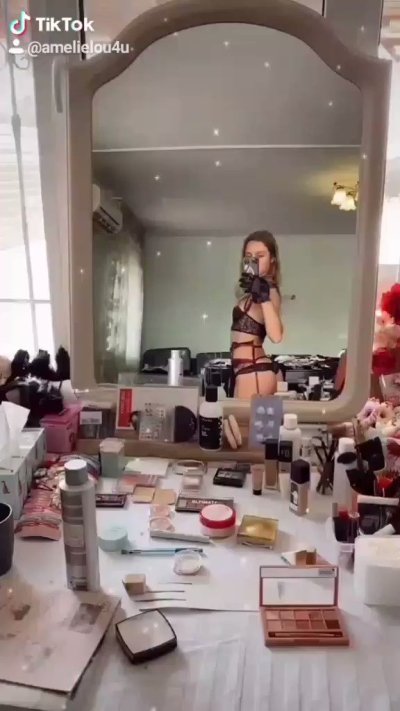 Watch Amelie Lou's leaked NSFW video on TwXstars