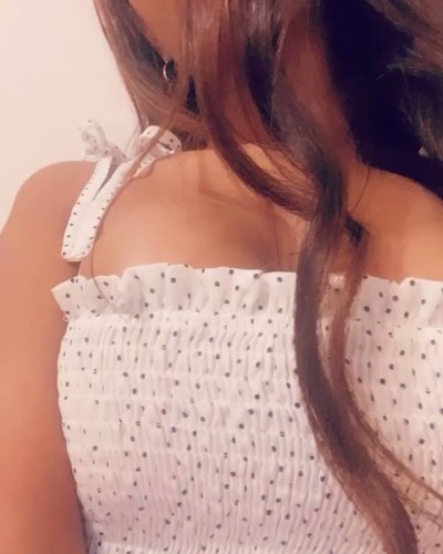 Watch Poonam Pandey's leaked NSFW video on TwXstars