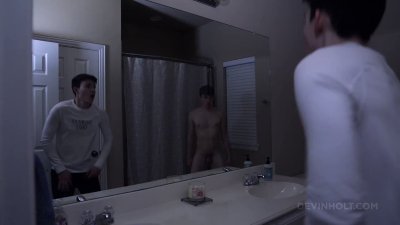 Watch Devin Holt's leaked NSFW video on TwXstars