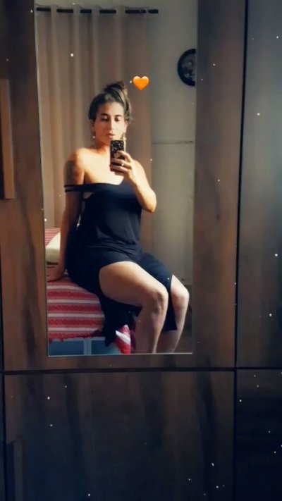 Watch Evelyn frazao oficial ❌'s leaked NSFW video on TwXstars