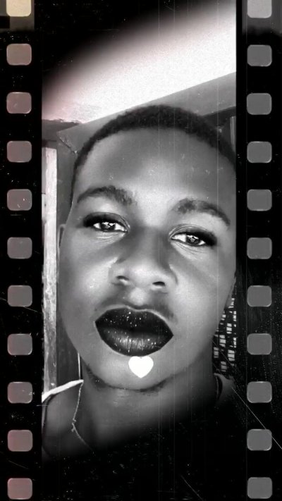 Watch 👨‍🍳chigbo_'s leaked NSFW video on TwXstars