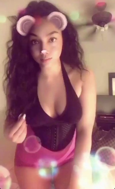 Watch Birkin Bag Mee Daddii 👜🛍's leaked NSFW video on TwXstars