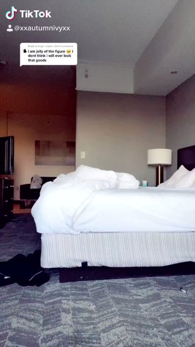 Watch Autumn Ivy- Pax West w/Larian Studios! ✈️'s leaked NSFW video on TwXstars