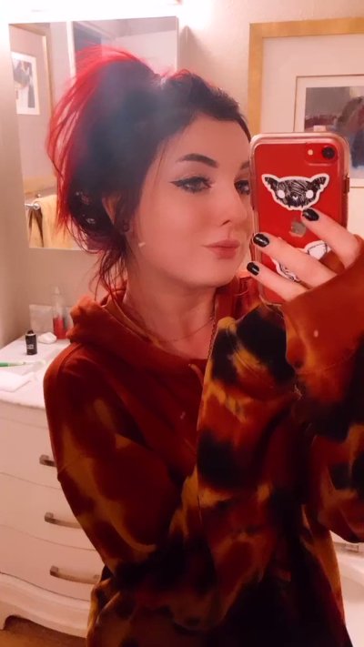 Watch ✨Lizzi Blake✨'s leaked NSFW video on TwXstars