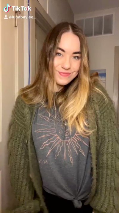 Watch Luna Baylee's leaked NSFW video on TwXstars