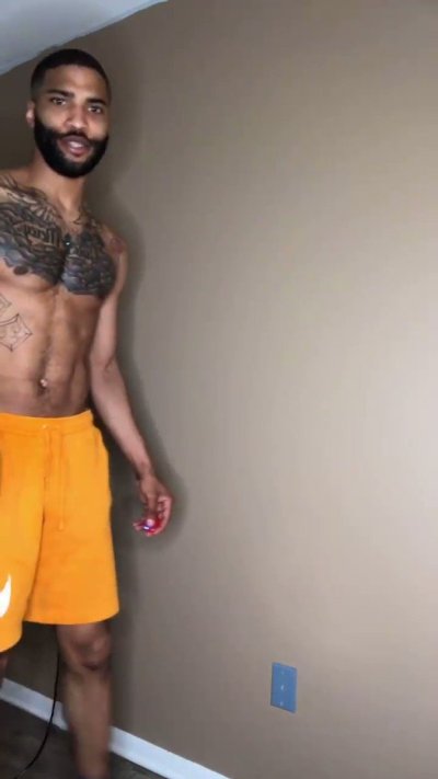 Watch 17th Chariot's leaked NSFW video on TwXstars