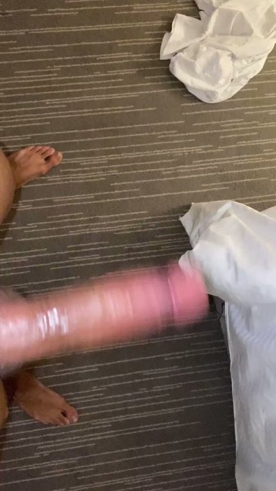 Watch user9063589's leaked NSFW video on TwXstars