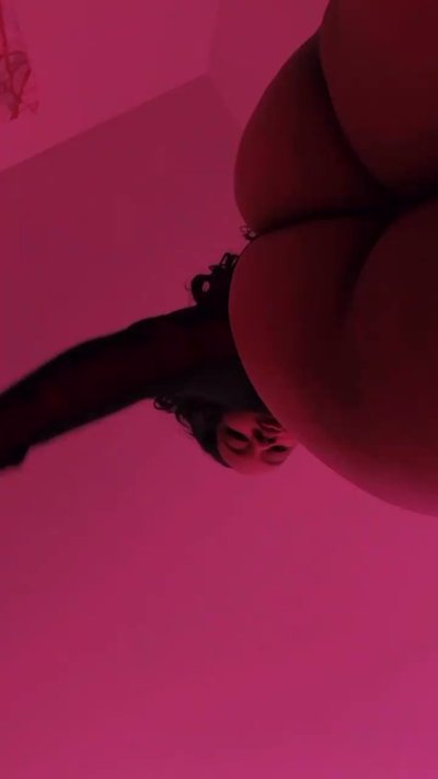 Watch indy ✨'s leaked NSFW video on TwXstars