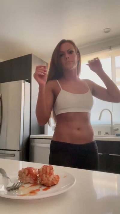 Watch Aila Donovan Inc.'s leaked NSFW video on TwXstars