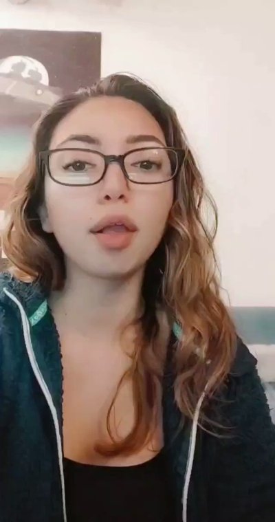 Watch Frida Sante's leaked NSFW video on TwXstars