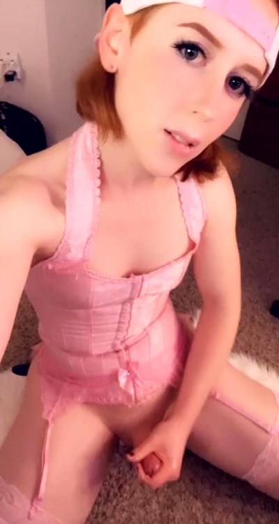 Watch Shiri Allwood's leaked NSFW video on TwXstars