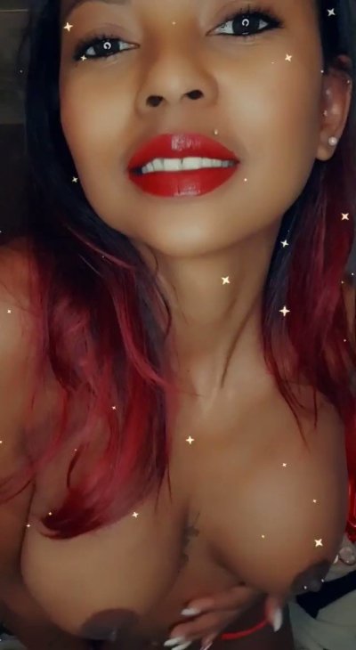 Watch Miiana_model's leaked NSFW video on TwXstars