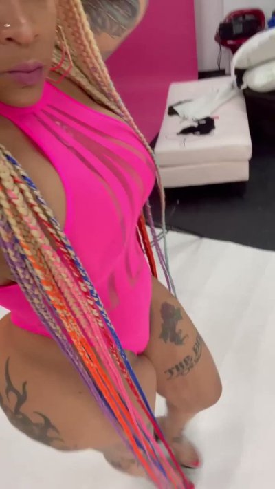 Watch ibodiquiin's leaked NSFW video on TwXstars