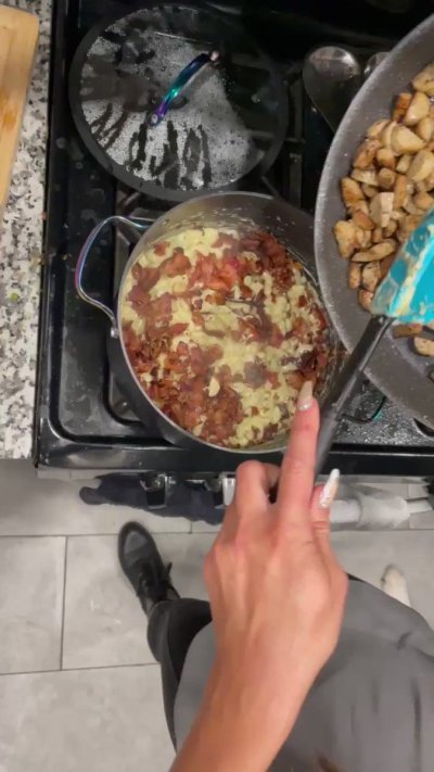 Watch Aila Donovan Inc.'s leaked NSFW video on TwXstars