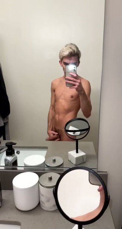 Watch Pup Linx's leaked NSFW video on TwXstars