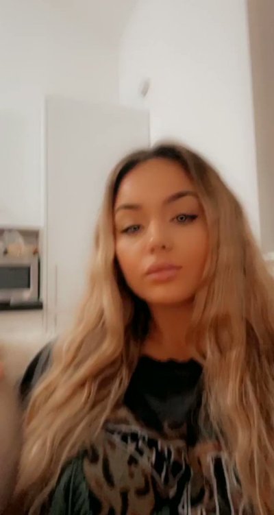 Watch Chloe's leaked NSFW video on TwXstars