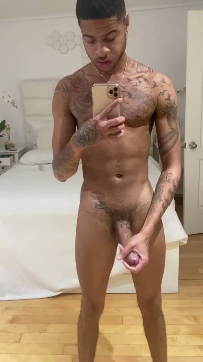 Watch user9063589's leaked NSFW video on TwXstars