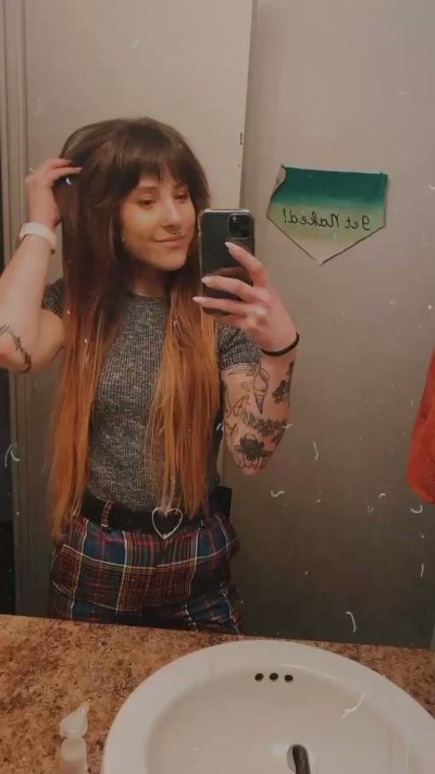 Watch awlivv's leaked NSFW video on TwXstars