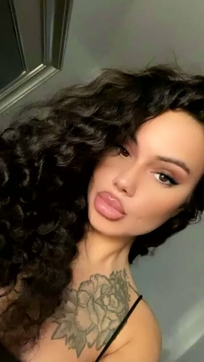 Watch Biancatoxic's leaked NSFW video on TwXstars