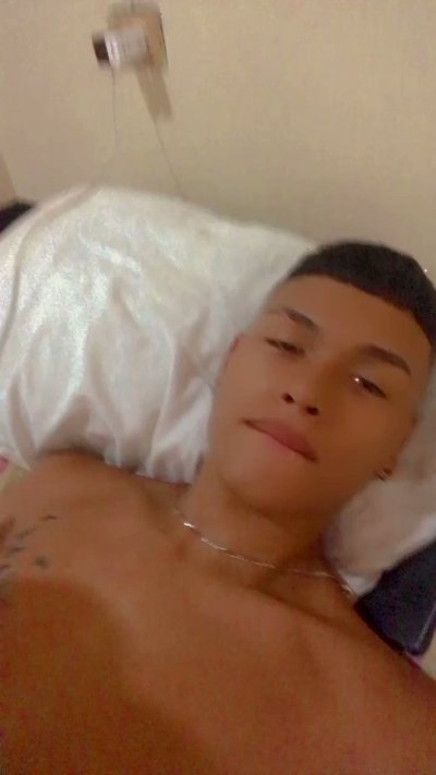 Watch Primos calientes😈's leaked NSFW video on TwXstars