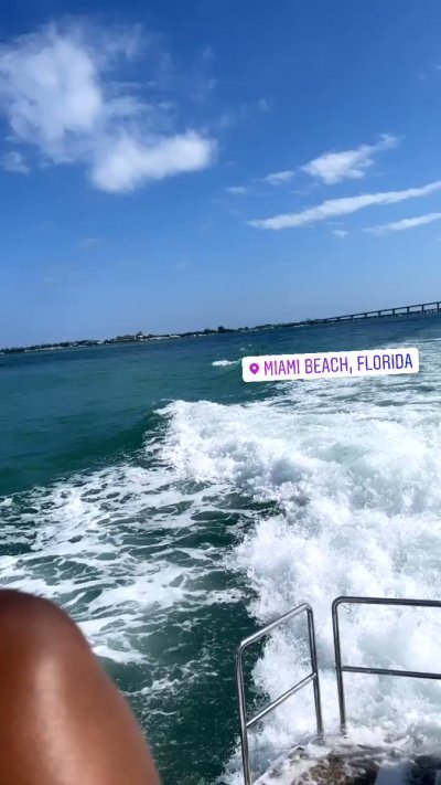 Watch BOSSPLAYA🇯🇲's leaked NSFW video on TwXstars