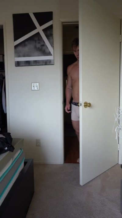 Watch SHRED KING's leaked NSFW video on TwXstars