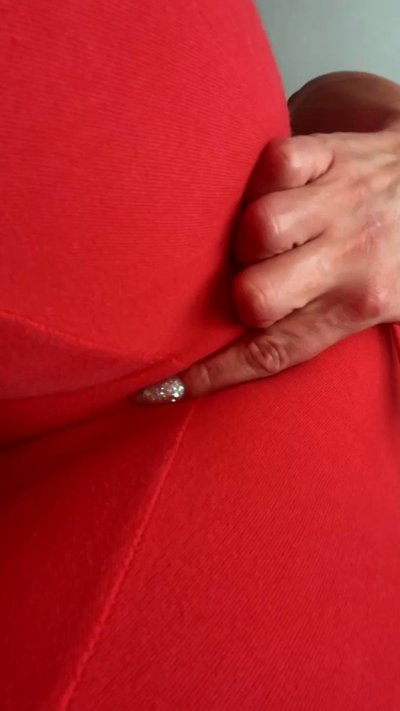 Watch Aila Donovan Inc.'s leaked NSFW video on TwXstars