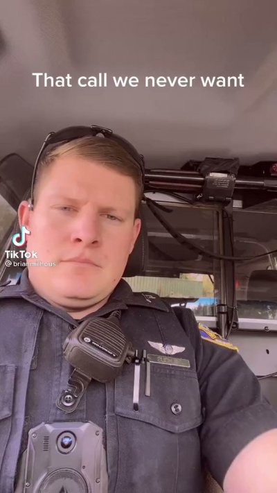 Watch Eva Lovia®'s leaked NSFW video on TwXstars