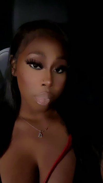 Watch BOSSPLAYA🇯🇲's leaked NSFW video on TwXstars
