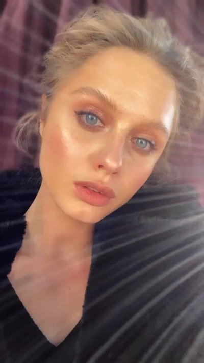 Watch Amelie Lou's leaked NSFW video on TwXstars