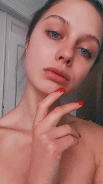 Watch Amelie Lou's leaked NSFW video on TwXstars