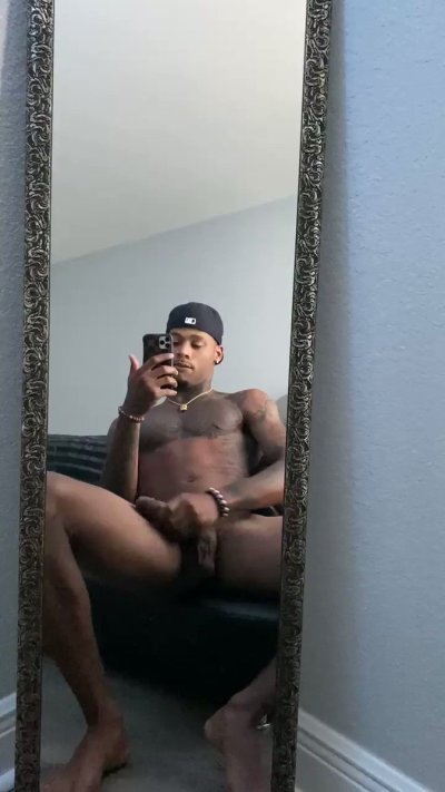Watch Yayo 🤫🔥's leaked NSFW video on TwXstars