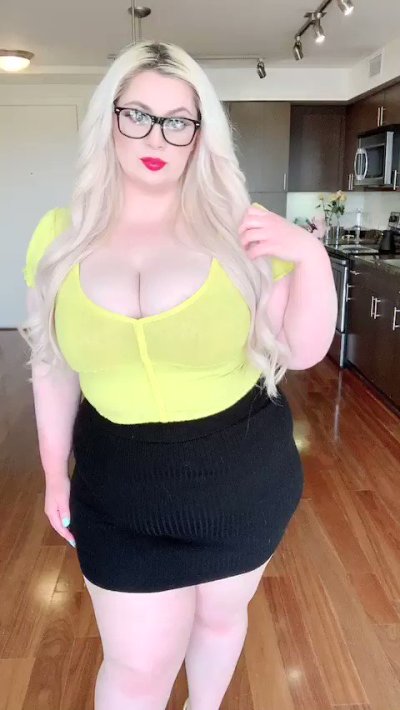 Watch Klaudia Kelly's leaked NSFW video on TwXstars