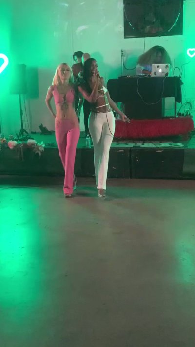 Watch Asia Eros's leaked NSFW video on TwXstars