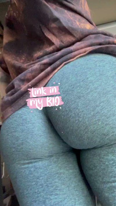 Watch weejulietots's leaked NSFW video on TwXstars